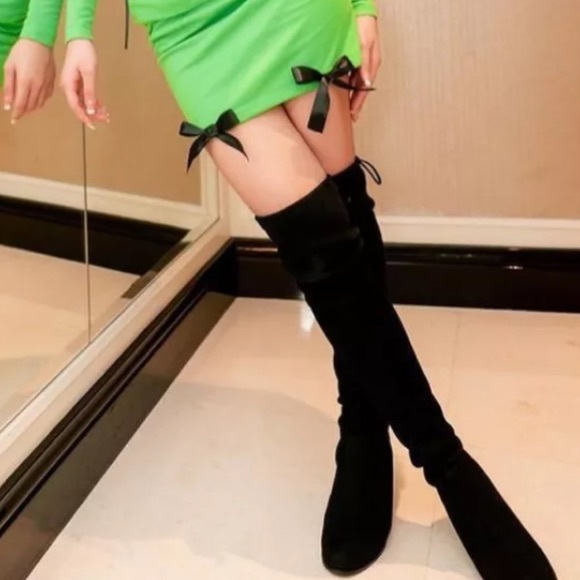 STUART WEITZMAN | Suede Boots - Picture 1 of 11